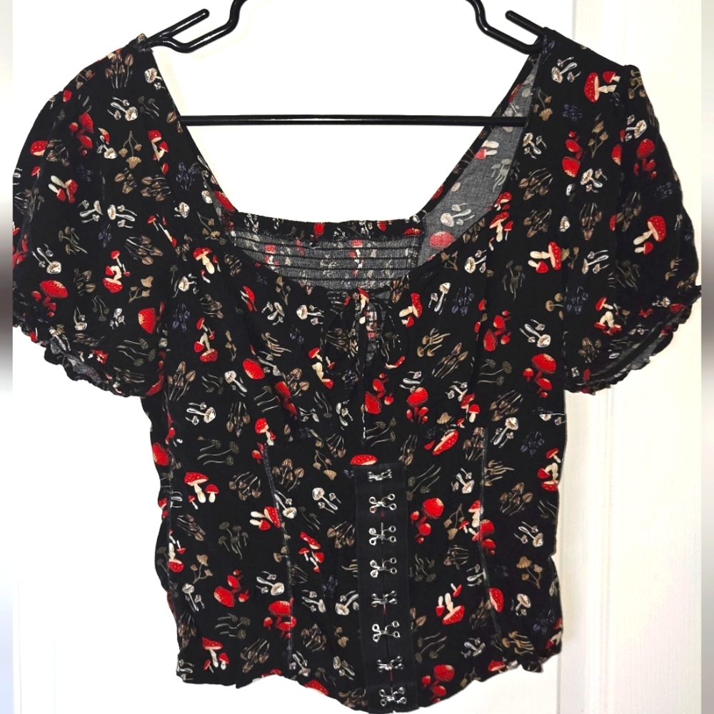 Hot Topic Black Puff Sleeve Crop Top With Mushroom Theme